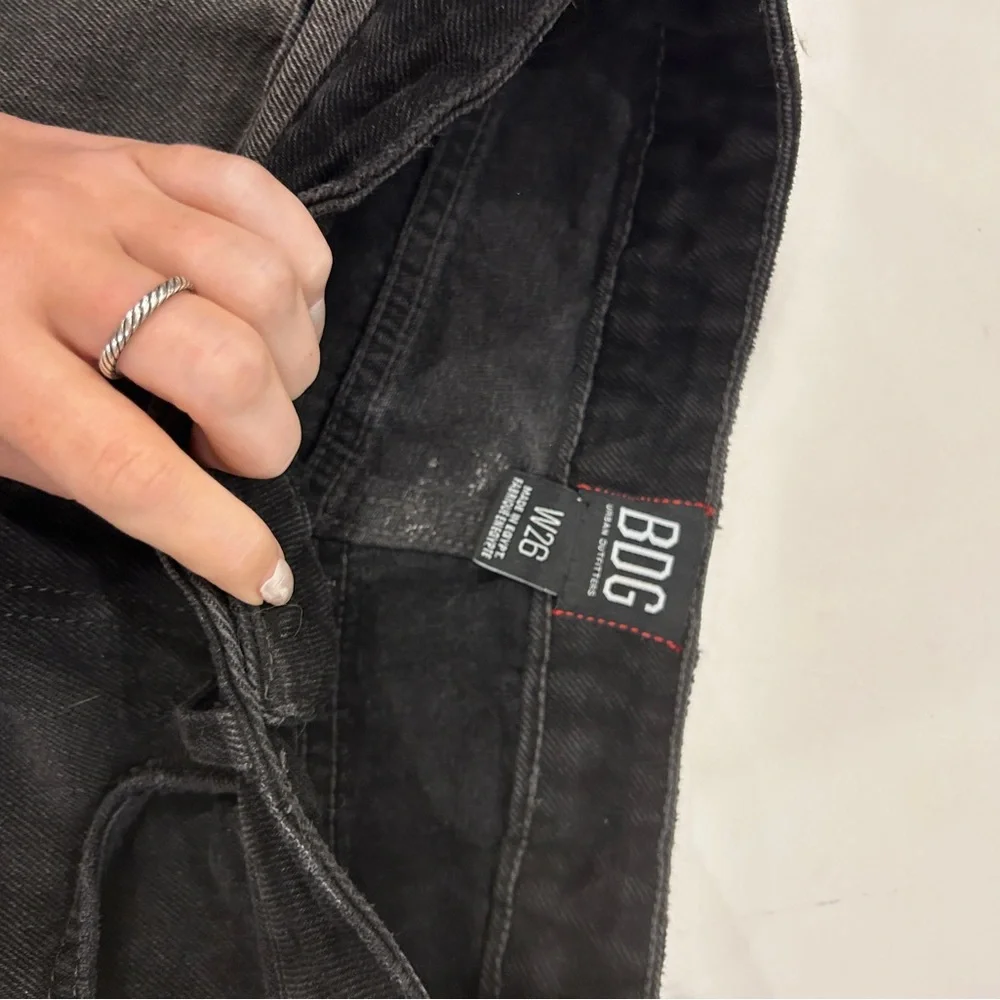 BDG Two-tone High-rise Slim
Straight Jean in Black / Gray - Picture 6 of 6